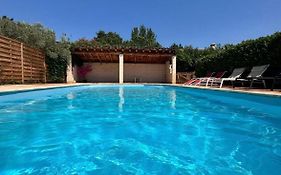 Villa De La Roque